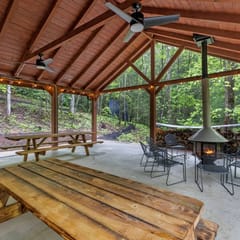 A-Frames Under the Canopy | Group Glamping Stay, 2 Miles From Natural Bridge