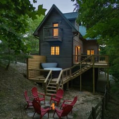 Fels Haus | Cliffview Resort Cabin with Hot Tub, King Bed + Easy Access