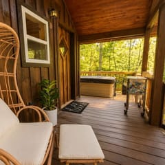 Adventurer’s Nook | Tiny Cabin w/ Hot Tub + Firepit