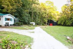 Alice Rocks | Pet-Friendly Stay Near Cave Run Lake, Steps From Alice Rocks Nature Preserve - Image 2