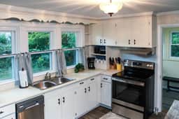 Alice Rocks | Pet-Friendly Stay Near Cave Run Lake, Steps From Alice Rocks Nature Preserve - Image 5