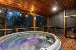 Anchor Point- Hot Tub, Firepit, Ping Pong - Image 2