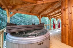 Angel's View - Hot Tub, WiFi, Fire Pit, Hiking, 4 mins to Natural Bridge - Image 2