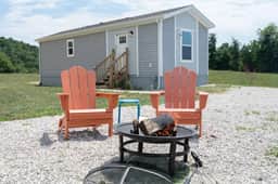 FarmView- Private on 20 acres, Pond, Gas Grill, Firepit, WiFi - Image 2