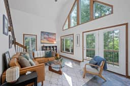Fels Haus | Cliffview Resort Cabin with Hot Tub, King Bed + Easy Access - Image 5