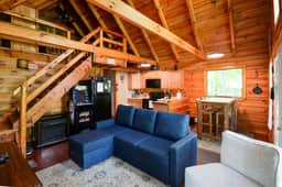 Hidden Chalet- Hot Tub, WiFi, Pac Man Arcade, Firepit - Image 3