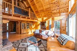 Mill Creek Point- Hot Tub, Covered Deck, 45 Acres, Private Hiking - Image 2