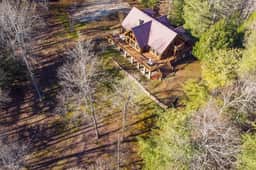 Mill Creek Point- Hot Tub, Covered Deck, 45 Acres, Private Hiking - Image 5