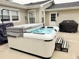 Whisker Ridge-Hot Tub, Firepit, Near PMRP and Muir Valley - Image 4