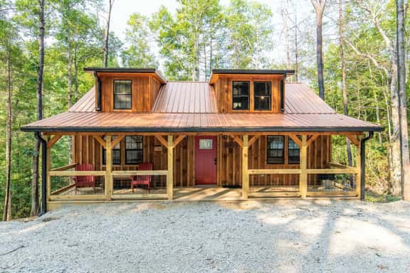 Dreamscape- Hot Tub, Firepit, Private Hiking, 4 mins to Natural Bridge - Image 1