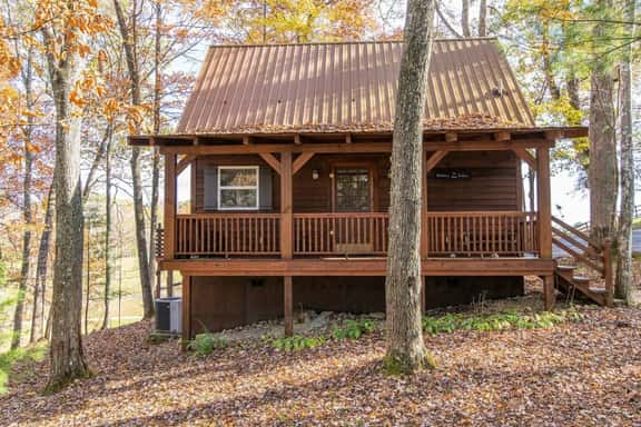 Sunrise Cabin | Hot Tub, WiFi, Firepit + Grill - Image 1