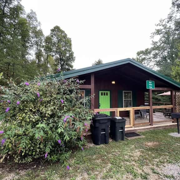 Muir Valley Vista- Hot Tub, Firepit, Pet Friendly, WiFi - Image 1