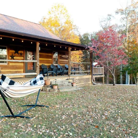 Soulshine- Wifi, Hot Tub, Firepit, Ping Pong Table - Image 1