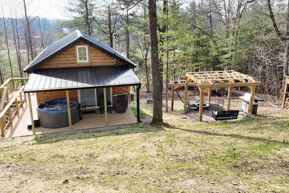 Alone at Last | Hot Tub, Fireplace + Romantic RRG Retreat - Image 4