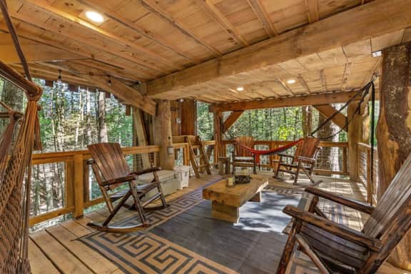 Amazonia- Pet Friendly, Firepit, Outdoor Shower - Image 4