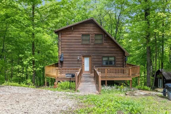 Birdsong- Hot Tub, Game Room, Firepit, 8 mins to Natural Bridge - Image 5