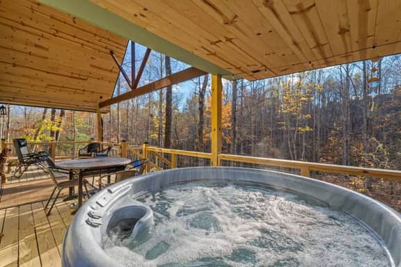EagleRock Retreat | Pet Friendly w/ Hot Tub, Firepit + WiFi - Image 2