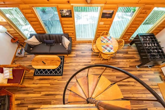 Gorgeous View Cabin- Pet Friendly, Hot Tub, Firepit, WiFi - Image 4