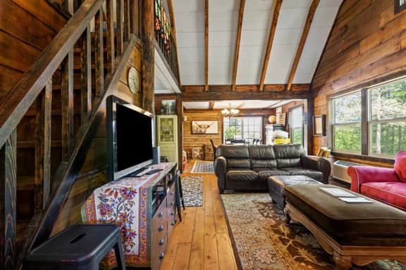 Knotty By Nature- Pet Friendly, Firepit, WiFi, 150 Acres - Image 3