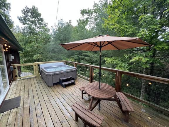 Muir Valley Vista- Hot Tub, Firepit, Pet Friendly, WiFi - Image 5