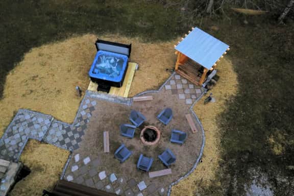 Soulshine- Wifi, Hot Tub, Firepit, Ping Pong Table - Image 5
