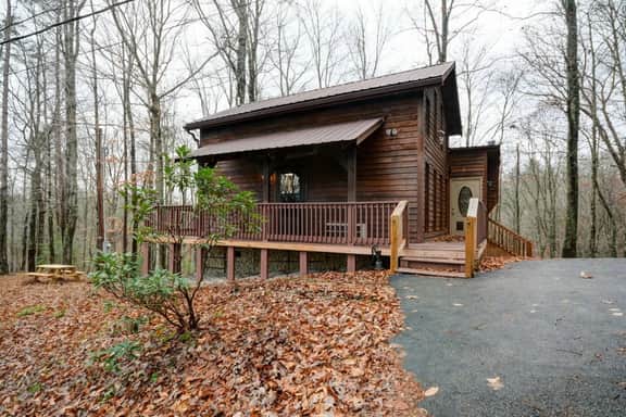Whispering Winds | Hot Tub, Game Table, EV Charger + Pet-Friendly - Image 2