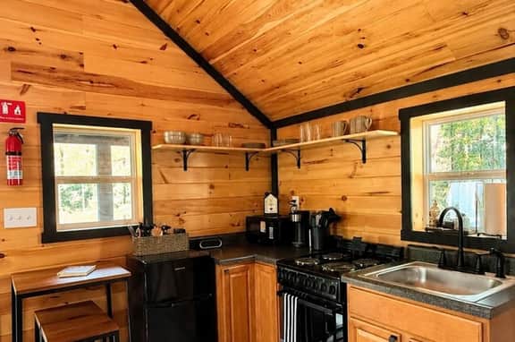 Adventurer’s Nook | Tiny Cabin w/ Hot Tub + Firepit - Image 5