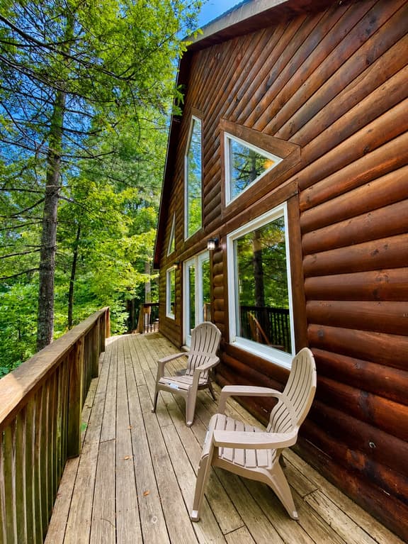 Lakeside Dreamzzz 2 - Hot Tub, Lake access with private dock, located in Cliffview Resort w/ WiFi, Firepit - Image 1